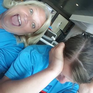 Meet your Posher, Sara